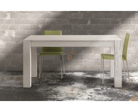 Tavolo in legno bianco spazzolato da 180